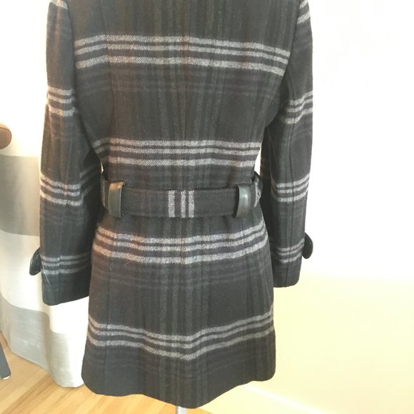 NWOT Beautiful Plaid soft Wool blend Coat - Picture 2 of 7